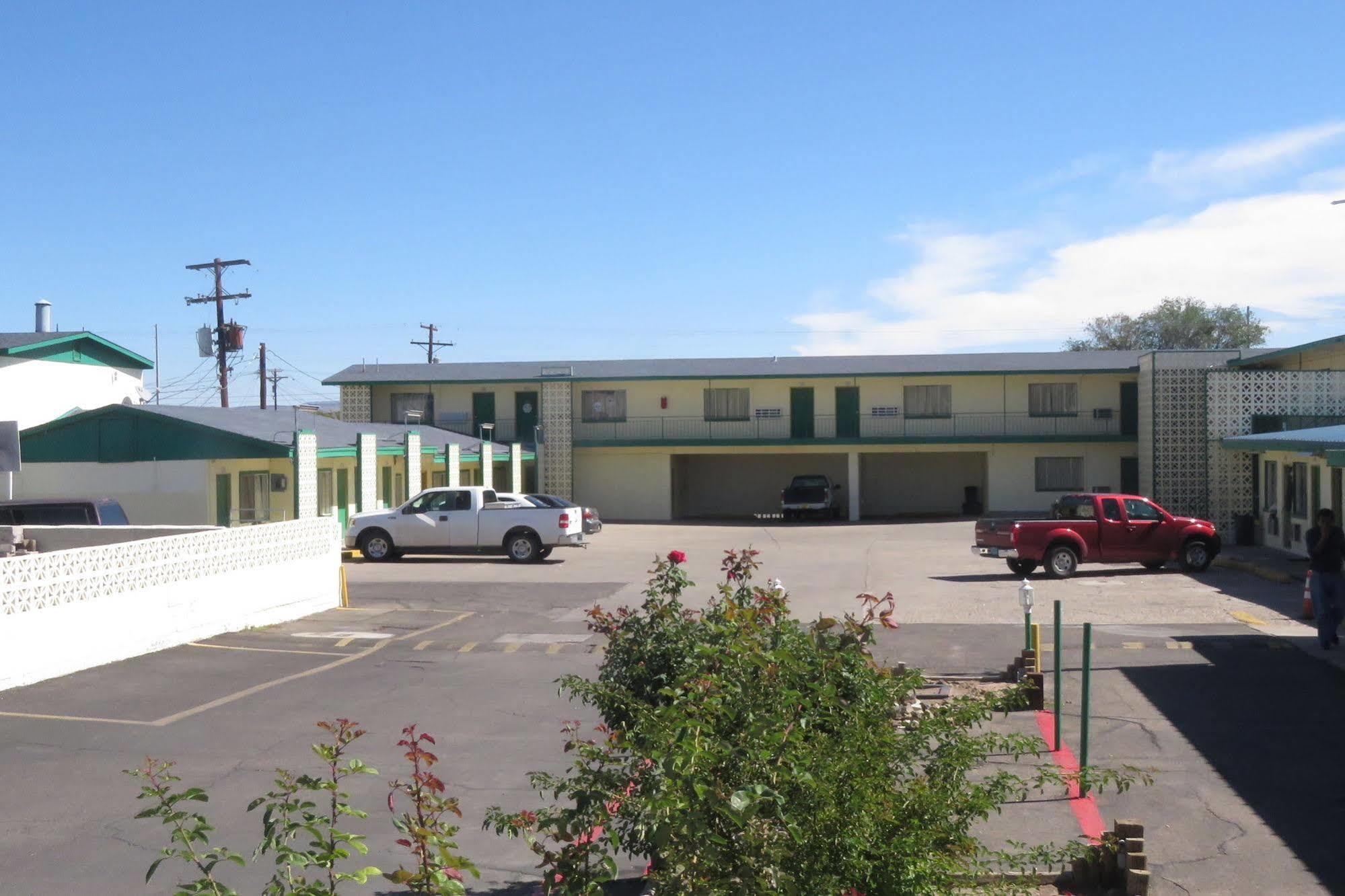 Economy Inn Socorro Eksteriør billede